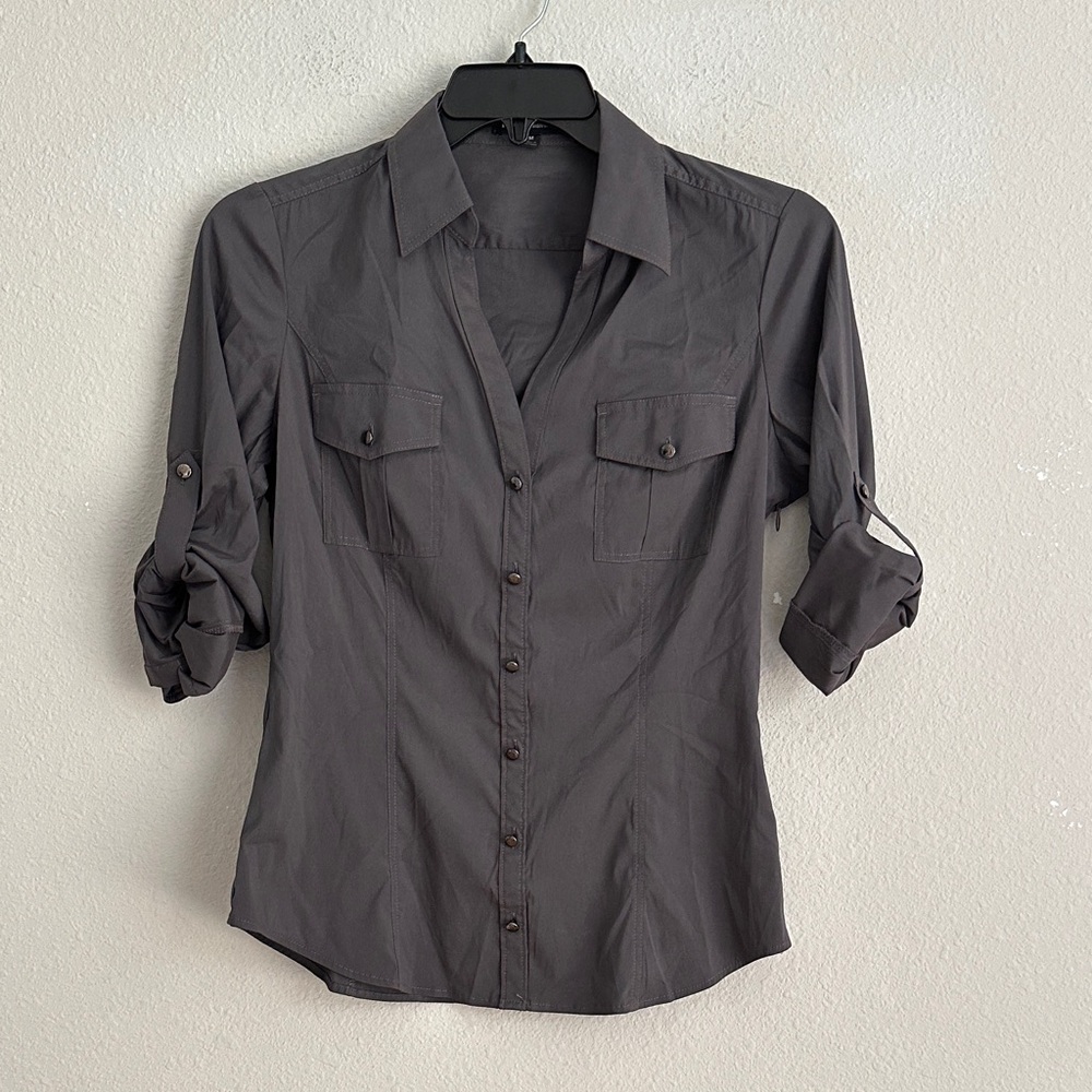 Express Design studio office shirt medium